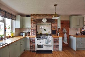 Photo 14- click for photo gallery